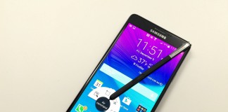 Samsung Galaxy Note 4 fond blanc