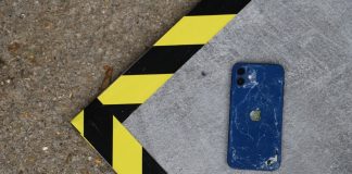 Coverd chute iPhone 12
